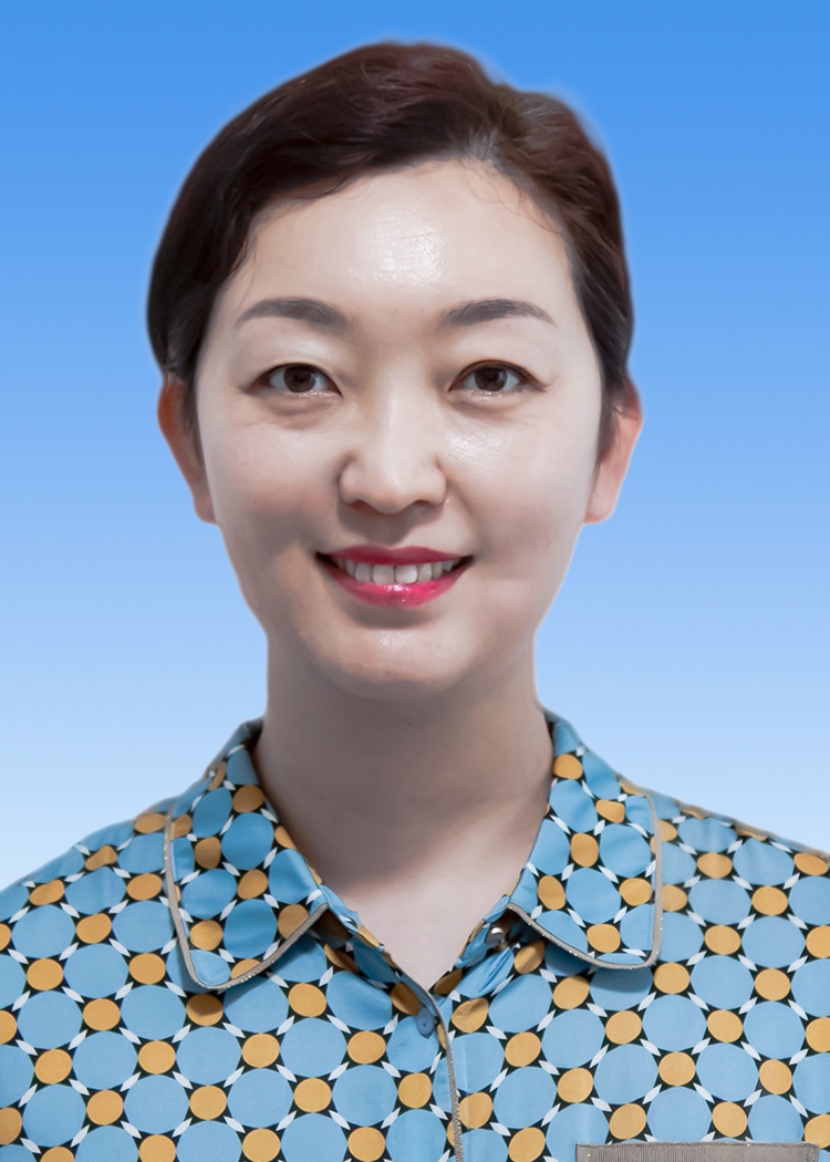 陈静
